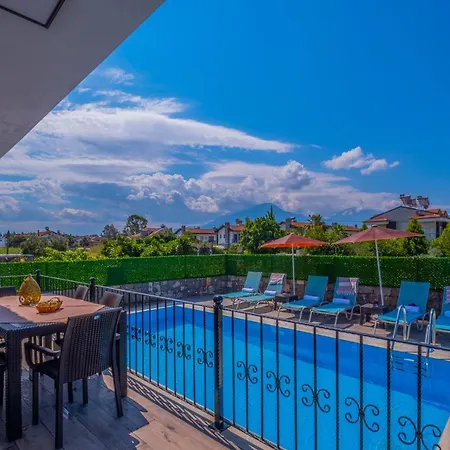 ヴィラ Infinity Myra *